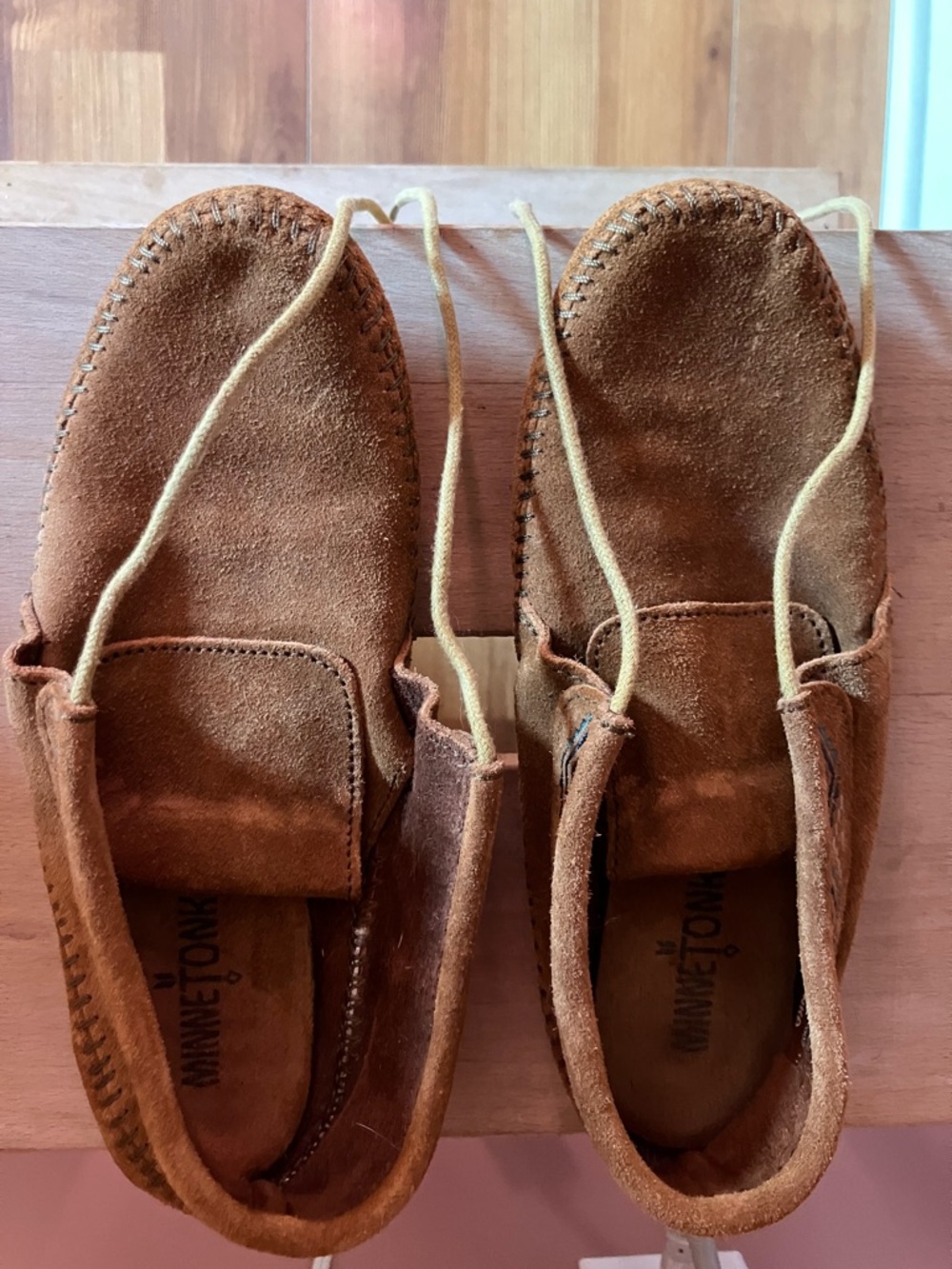 Minnetonka Tan Suede Chukka Boots